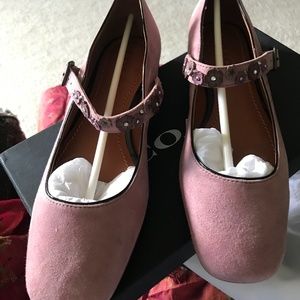 Coach dusty rose Mary Jane TR with flowered strap 8.5
